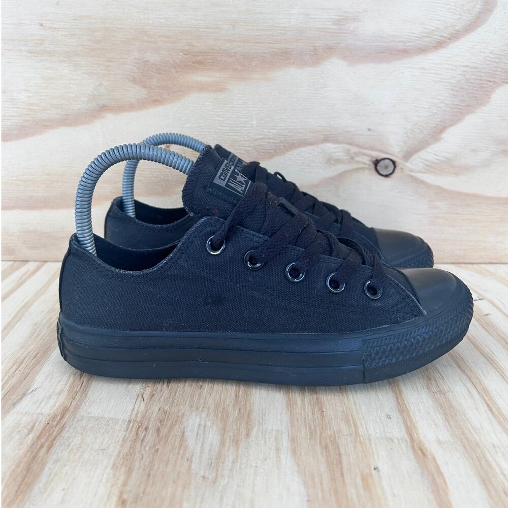 Converse All Star - CT Ox Monochrome - Sneakers - Black - Women's - 6 - M5039